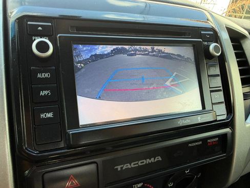 Used 2015 Toyota Tacoma 4x4 Double Cab w/ TRD Off-Road Package image 37