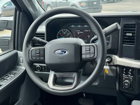 New 2026 Ford F250 XL w/ STX Appearance Package AWD/4WD image 23