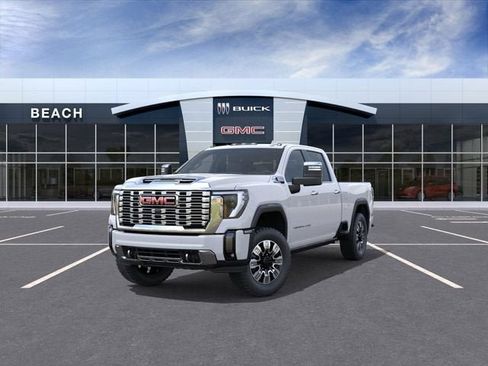 New 2026 GMC Sierra 2500 Denali w/ Denali Reserve Package AWD/4WD image 8