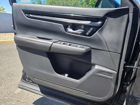 Used 2023 Honda CR-V Sport Touring image 17