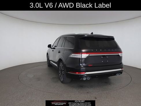 Used 2023 Lincoln Aviator Black Label AWD/4WD image 13