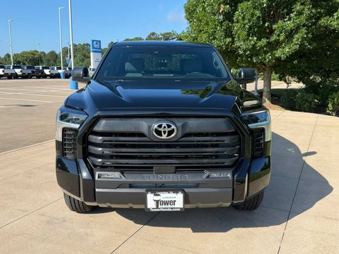 Used 2025 Toyota Tundra SR5 AWD/4WD image 2