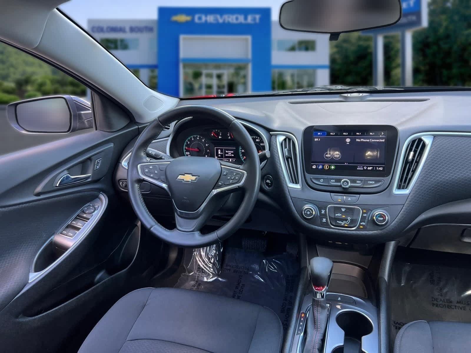 Used 2022 Chevrolet Malibu RS FWD image 32