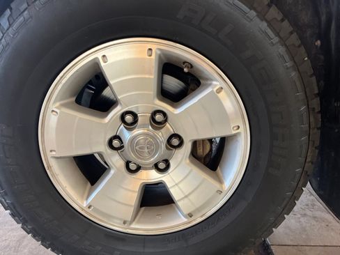 Used 2010 Toyota Tacoma PreRunner RWD image 9