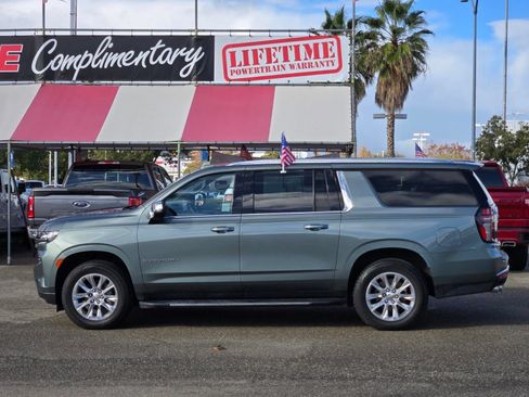 Used 2024 Chevrolet Suburban Premier AWD/4WD image 20