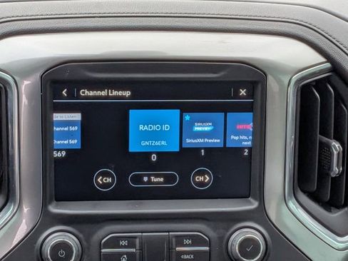 Used 2022 Chevrolet Silverado 2500 LTZ AWD/4WD image 18