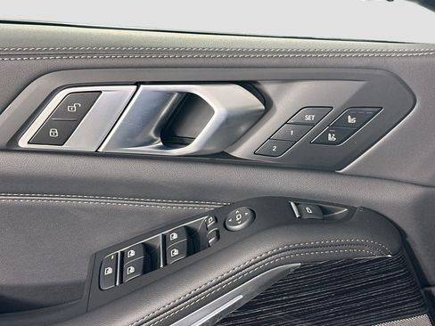 New 2026 BMW X5 xDrive50e w/ Executive Package image 17