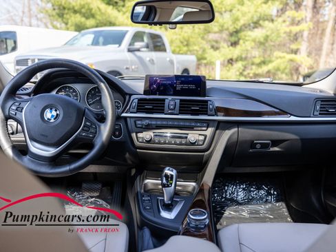 Used 2015 BMW 328i xDrive Sedan AWD/4WD image 31