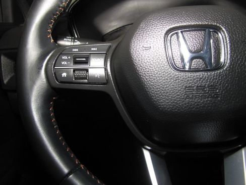 Certified 2025 Honda CR-V Sport image 5
