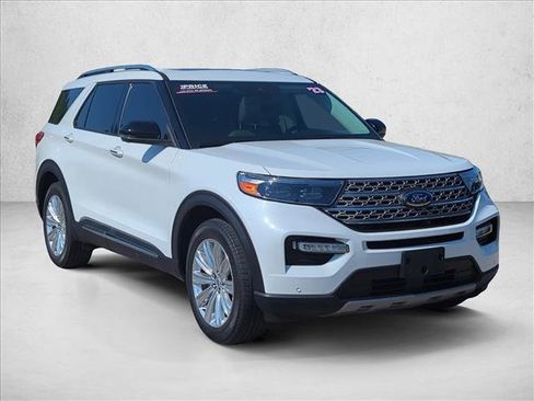 Certified 2023 Ford Explorer Limited w/ Equipment Group 301A image 3