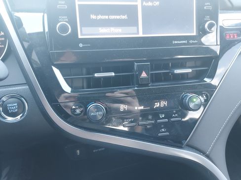 Used 2024 Toyota Camry XSE image 31