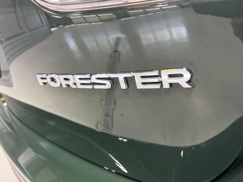 Used 2023 Subaru Forester AWD/4WD image 32