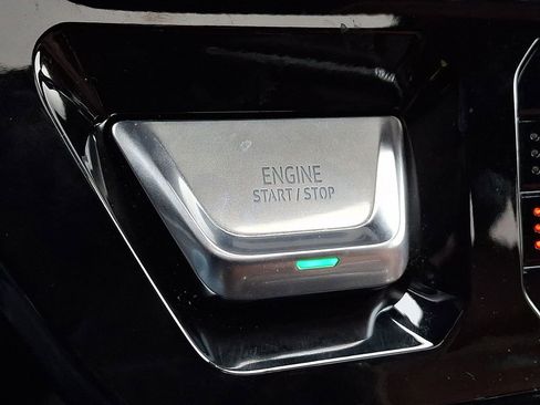 Used 2024 GMC Sierra 1500 Denali Ultimate image 24