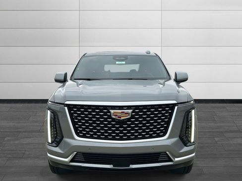 New 2026 Cadillac Escalade Luxury w/ Touring Package image 8