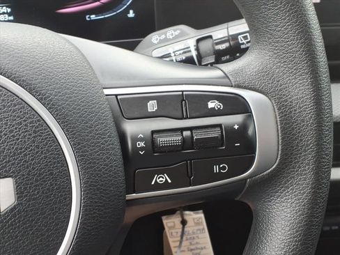 Used 2024 Kia Sportage LX AWD/4WD image 22