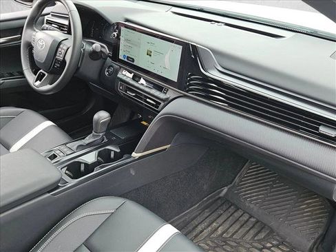 Used 2026 Toyota Camry SE w/ Multimedia Upgrade Package FWD image 28