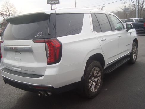 Used 2024 GMC Yukon Denali image 4