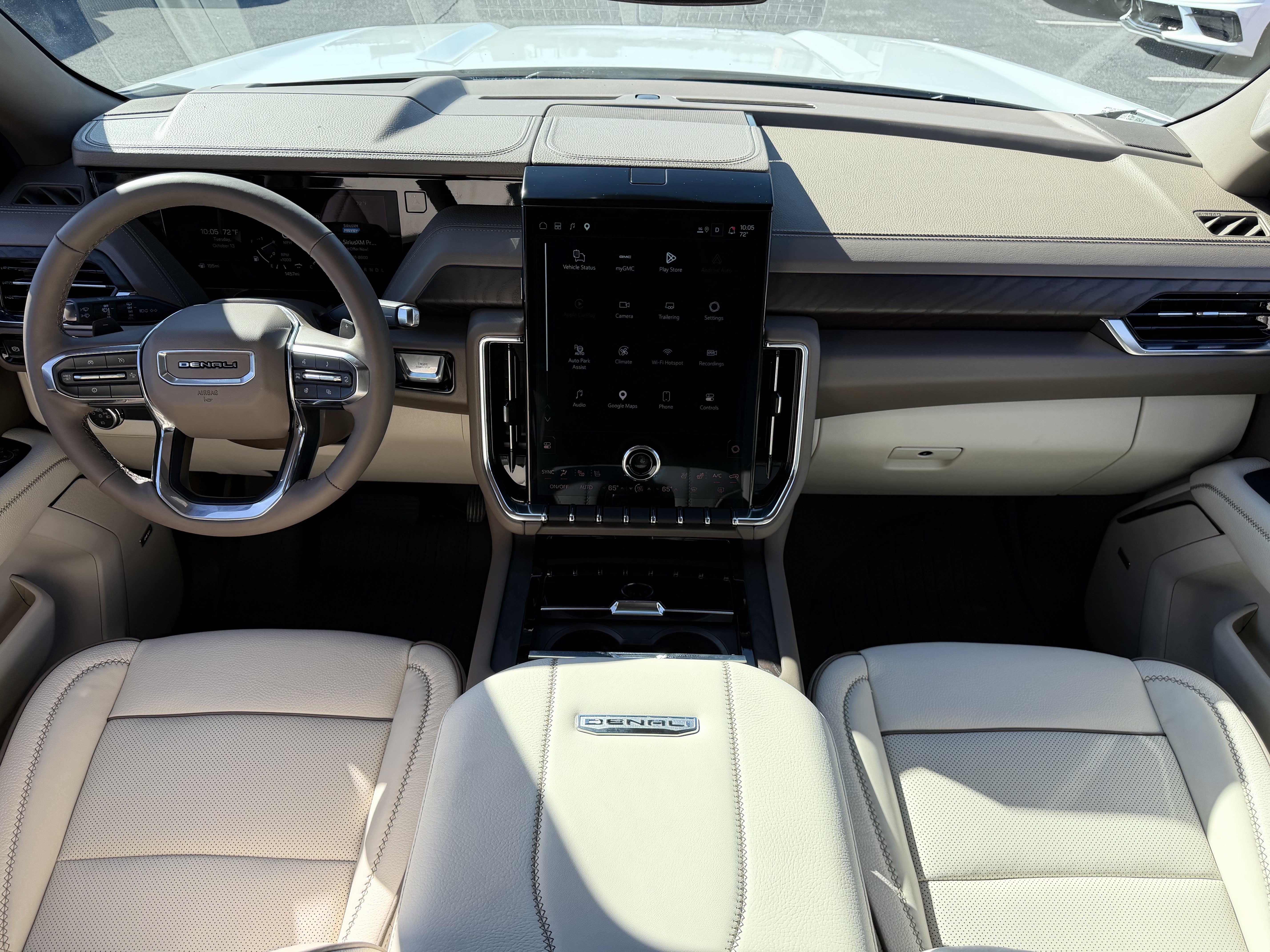 Used 2026 GMC Yukon Denali w/ Sun & Power Step Package RWD image 31