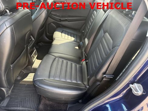 Used 2016 Ford Edge SEL w/ Equipment Group 201A AWD/4WD image 11