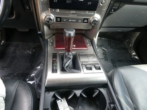Used 2016 Lexus GX 460 w/ Premium Package image 25