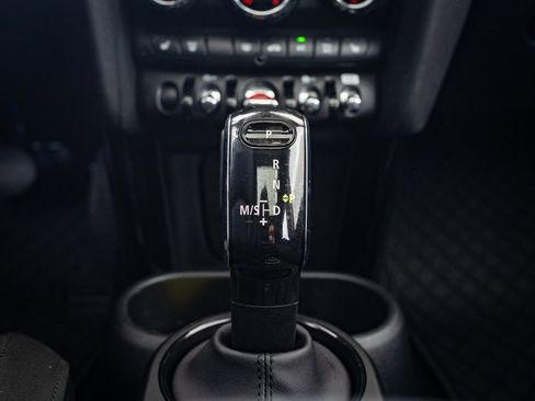 Used 2024 MINI Cooper S w/ Signature Upholstery Package image 30