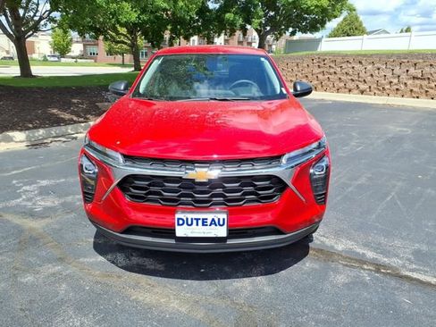 New 2026 Chevrolet Trax LS FWD image 2