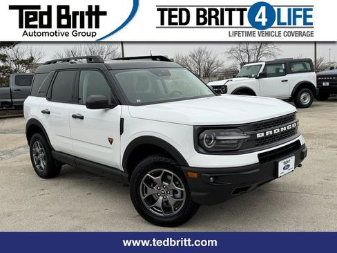 Used 2024 Ford Bronco Sport Badlands image 1