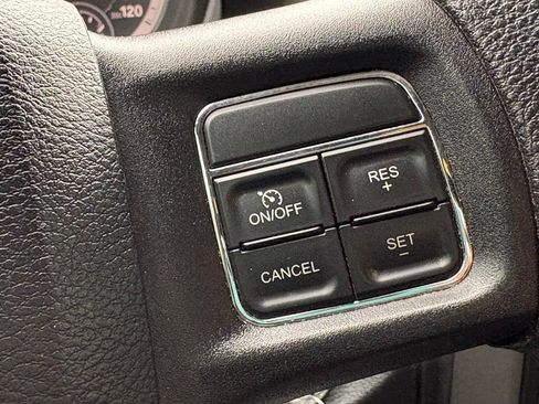 Used 2015 RAM 2500 Tradesman w/ Chrome Appearance Group AWD/4WD image 15