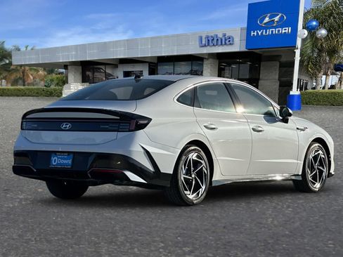 New 2026 Hyundai Sonata SEL image 2
