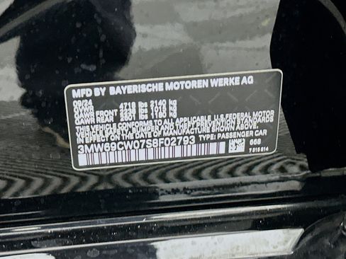 Used 2025 BMW 330i Sedan RWD image 12