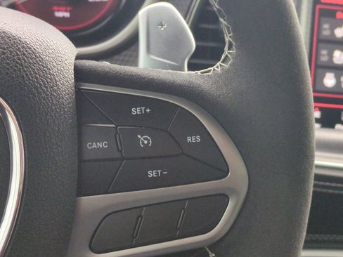 Used 2022 Dodge Challenger SRT Hellcat image 23