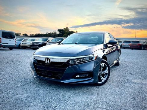 Used 2020 Honda Accord EX image 1