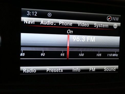 Used 2014 Mercedes-Benz SL 550 image 56