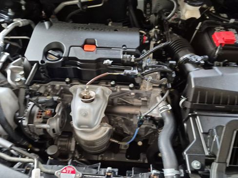 Used 2024 Honda HR-V Sport image 36