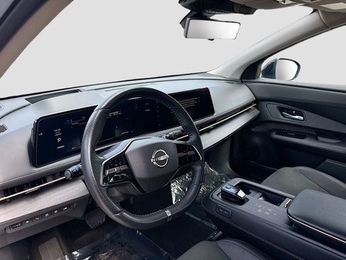 Used 2024 Nissan Ariya AWD image 9