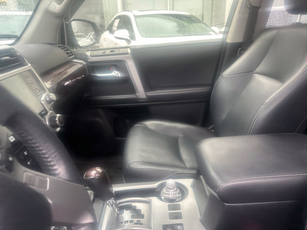 Used 2021 Toyota 4Runner Limited AWD/4WD image 24