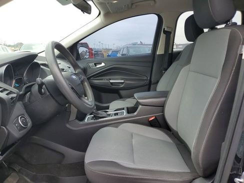 Used 2018 Ford Escape SE image 17