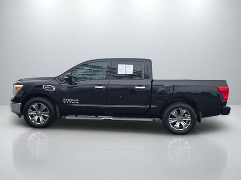 Used 2017 Nissan Titan SV AWD/4WD image 8