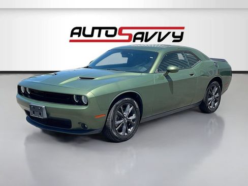 Used 2021 Dodge Challenger SXT w/ Blacktop Package AWD/4WD image 3