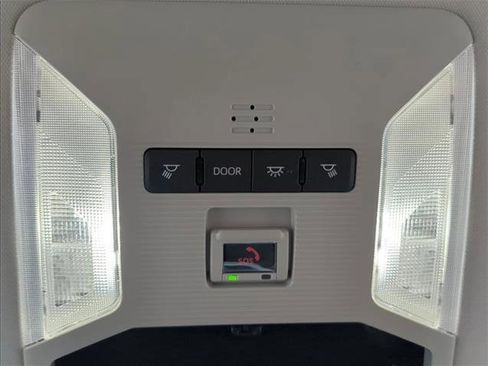 Used 2025 Toyota RAV4 LE image 22