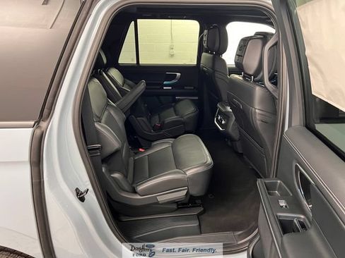 New 2026 Ford Expedition Max Platinum w/ Stealth Appearance Package AWD/4WD image 42