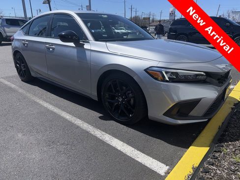 Used 2024 Honda Civic Sport image 1