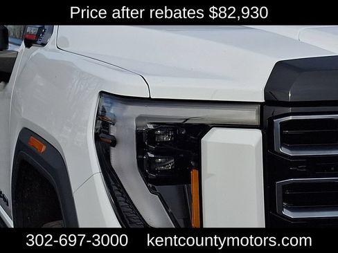 New 2026 GMC Sierra 2500 AT4 w/ AT4 Premium Plus Package AWD/4WD image 9