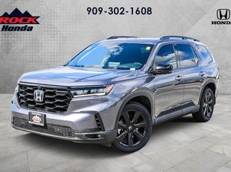 Certified 2025 Honda Pilot Black Edition video 1