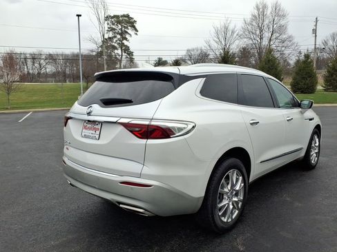 Used 2023 Buick Enclave Essence w/ Experience Buick Package AWD/4WD image 5