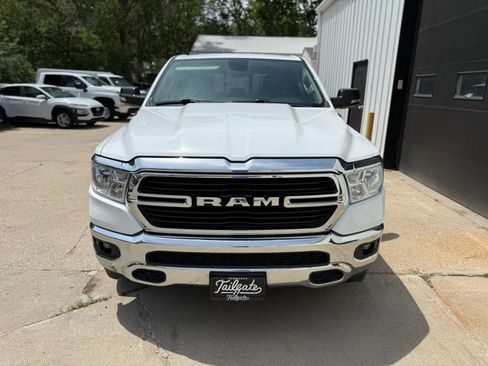 Used 2019 RAM 1500 Big Horn AWD/4WD image 3