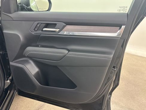 New 2026 GMC Terrain Denali AWD/4WD image 17