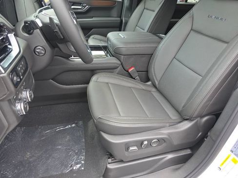 New 2026 GMC Yukon Denali AWD/4WD image 23