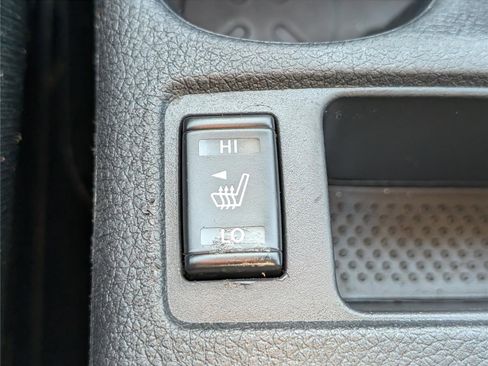 Used 2017 Nissan Rogue SL w/ SL Premium Package image 28