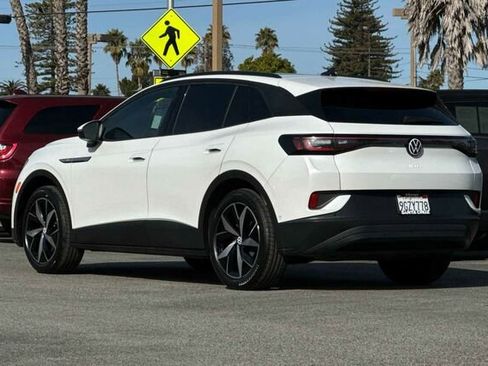 Used 2023 Volkswagen ID.4 S image 3